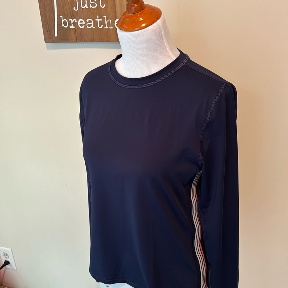 Carve Designs Ava Rashguard size large.  New with tags